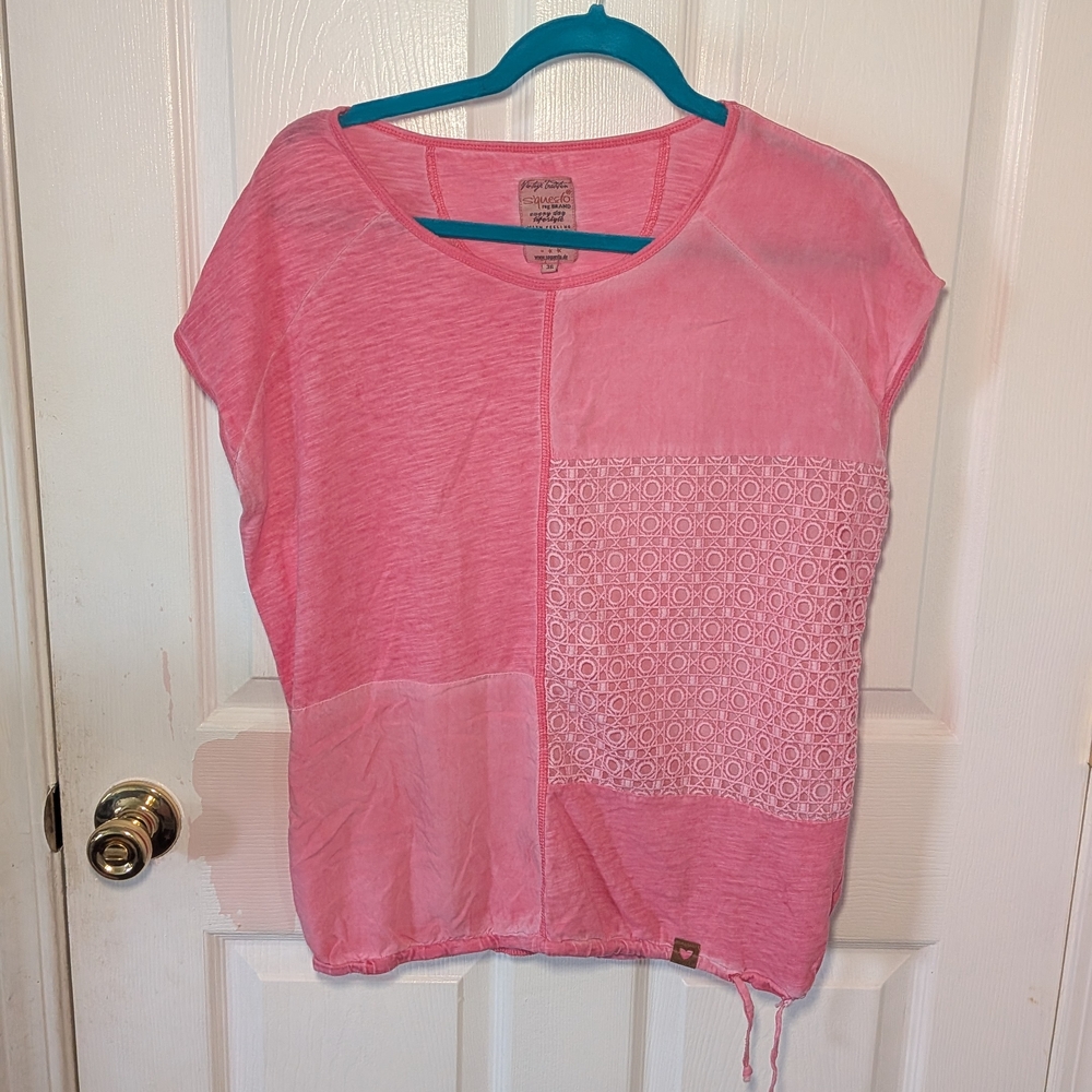 Casual Pink Women's Short Sleeve Top with Lace Accent